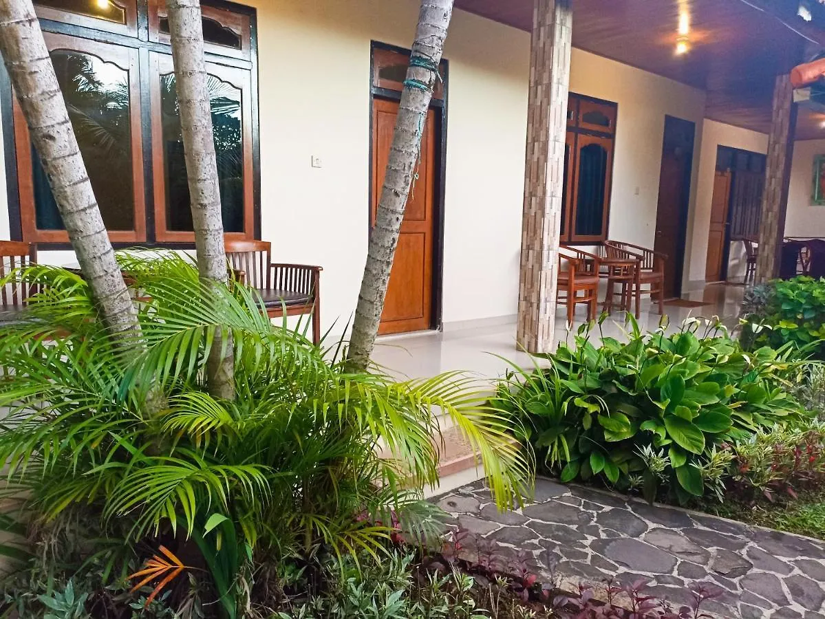Kusnadi Hotel Легиан Индонезия