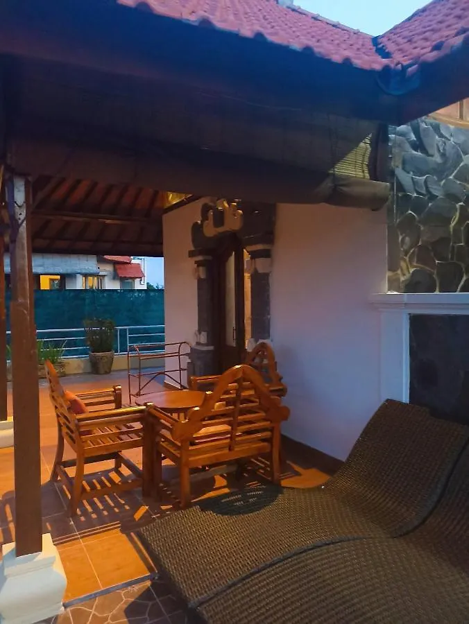 Kusnadi Hotel Легиан