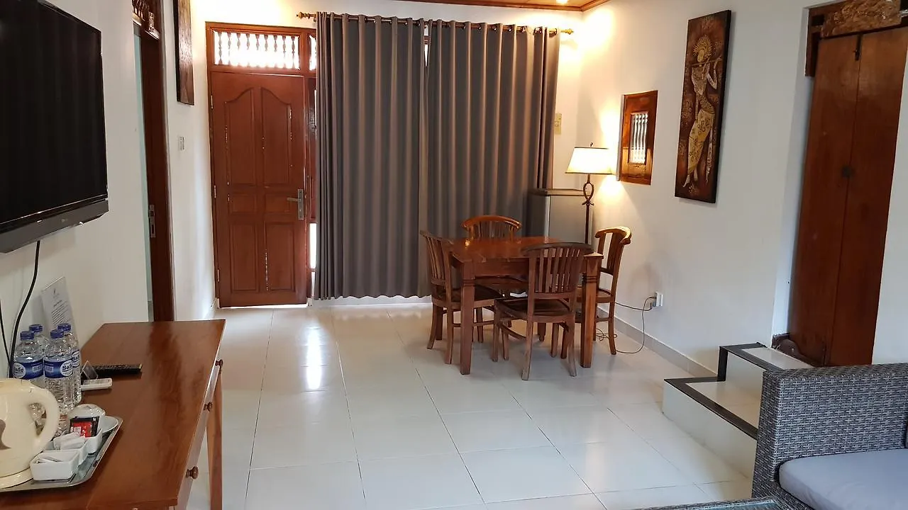Kusnadi Hotel Легиан