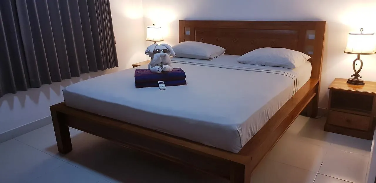 Kusnadi Hotel Легиан