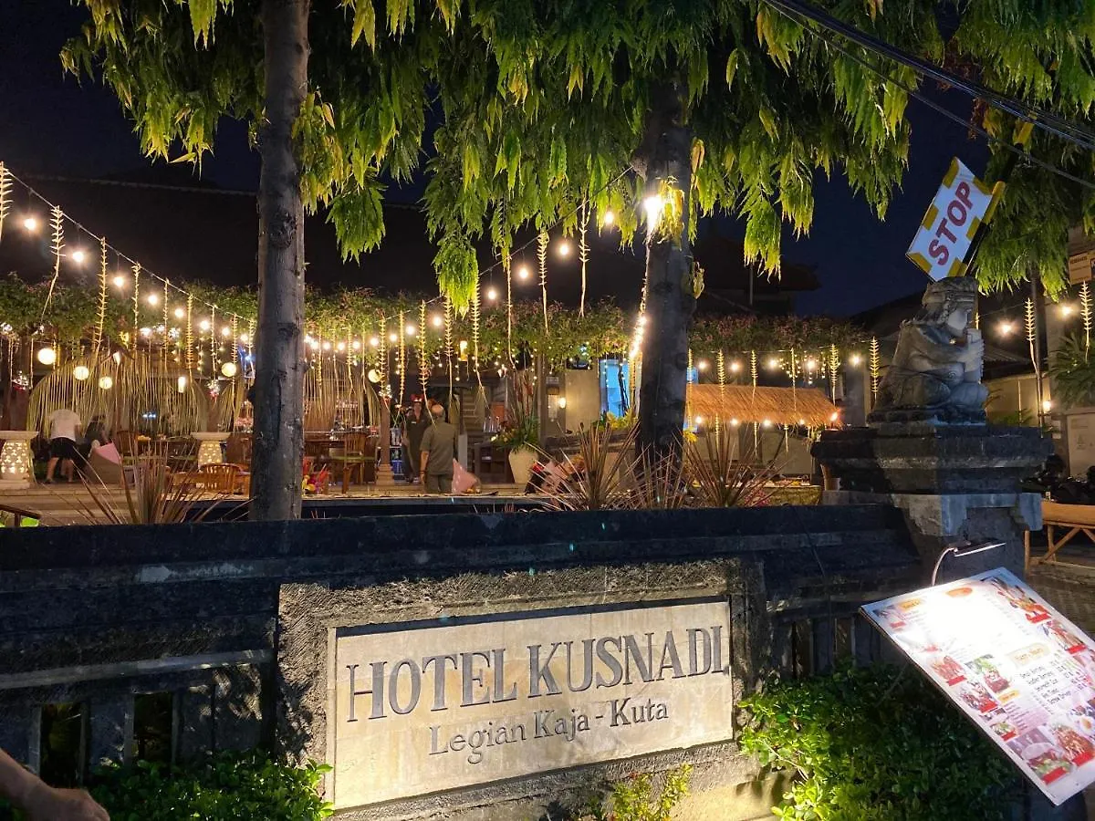 Kusnadi Hotel Легиан